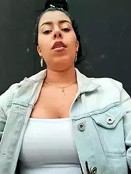 Luianna from StripChat is Freechat