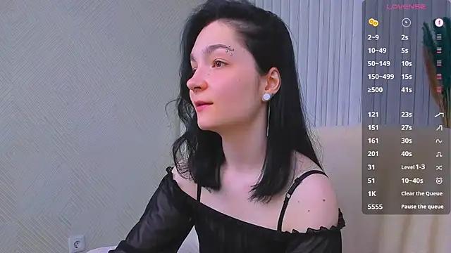 Luna-Moon from StripChat is Freechat