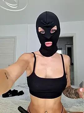Luna_Veil from StripChat is Freechat