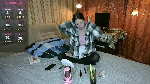 Lunar_x from StripChat is Freechat