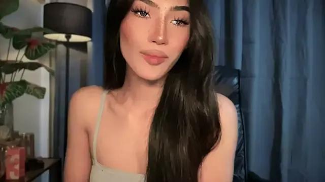 Lust_for_Belle_ from StripChat is Freechat
