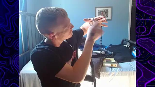 lustylyndon from StripChat is Freechat