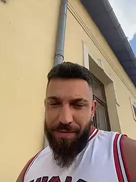 LustyMike_ from StripChat is Freechat
