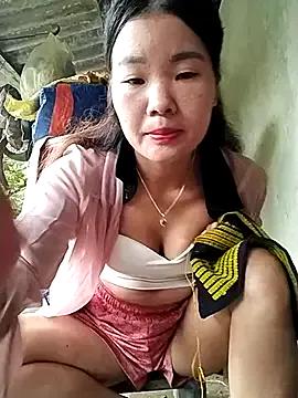 lylylove from StripChat is Freechat