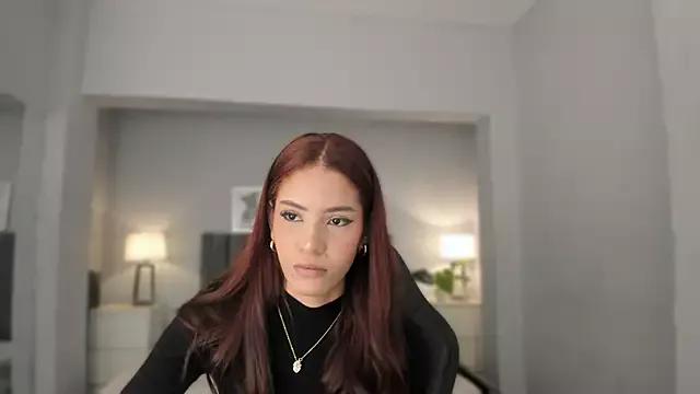 Madie__collins from StripChat is Freechat