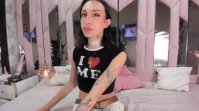 Try the thrill of flirt babes with our cam hosts, featuring unclothed wildness while getting naked and playing with their favored sex toys.