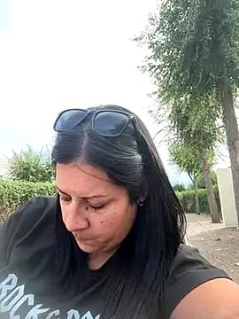 Maduritasexy43 from StripChat is Freechat