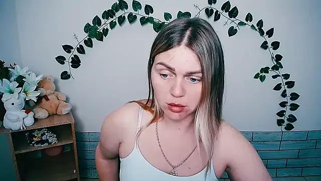 Try the thrill of flirt babes with our cam hosts, featuring unclothed wildness while getting naked and playing with their favored sex toys.