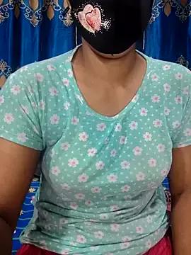 Maiya_Amber from StripChat is Freechat