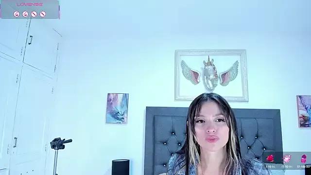 manu_lara from StripChat is Freechat