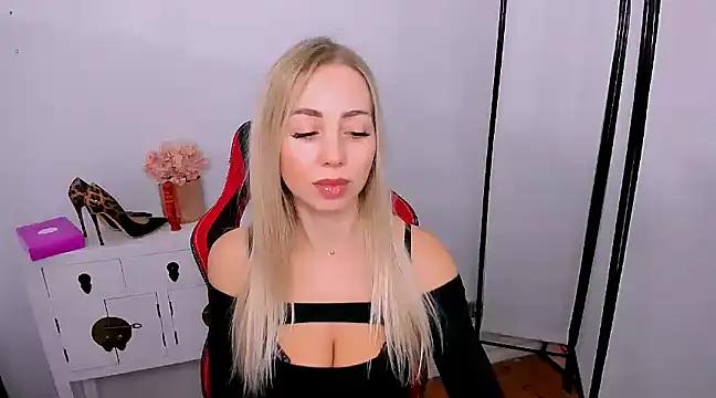 Try the thrill of flirt babes with our cam hosts, featuring unclothed wildness while getting naked and playing with their favored sex toys.