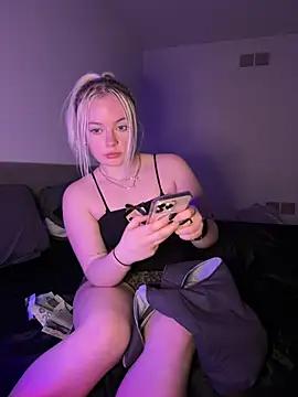 margot_robbie7 from StripChat is Freechat