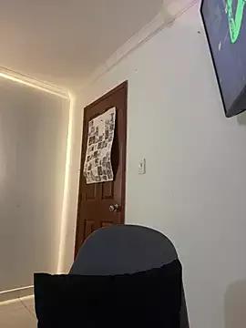 MariaaQueen from StripChat is Freechat