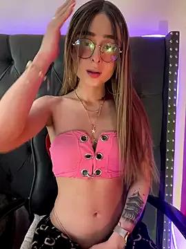 mariana_saphira from StripChat is Freechat