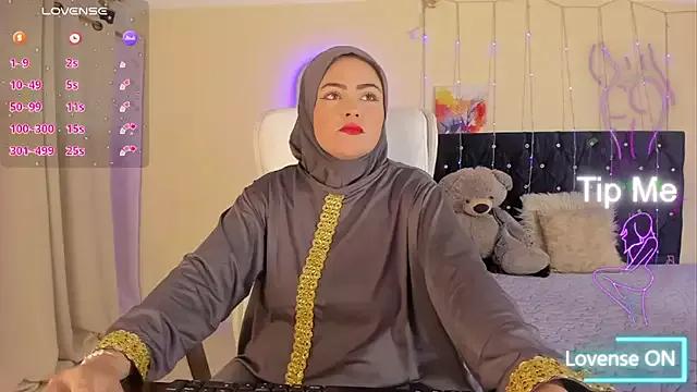 MarianFadel from StripChat is Freechat