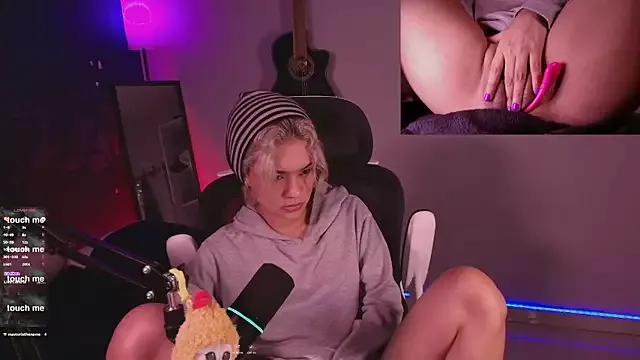 Try the thrill of flirt babes with our cam hosts, featuring unclothed wildness while getting naked and playing with their favored sex toys.