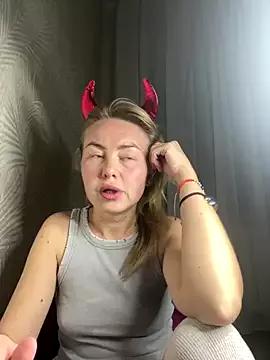 MartaLuna_ from StripChat is Freechat