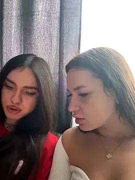 Photos of MayaGlow from StripChat is Freechat