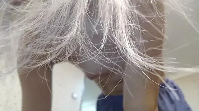 maybe_doll from StripChat is Freechat