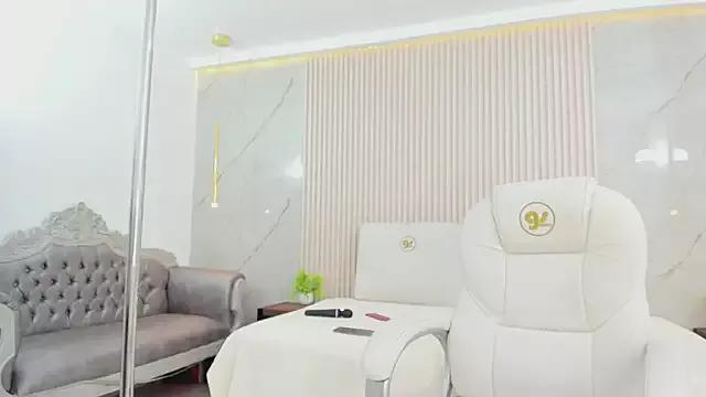 megan_moorel from StripChat is Freechat