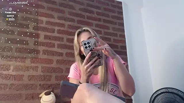 Try the thrill of flirt babes with our cam hosts, featuring unclothed wildness while getting naked and playing with their favored sex toys.