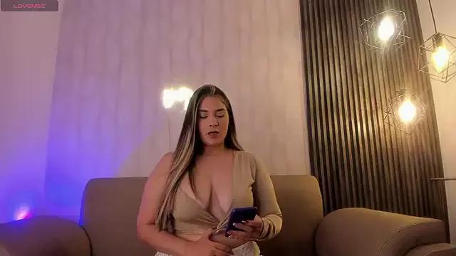 MeganLush from StripChat is Freechat