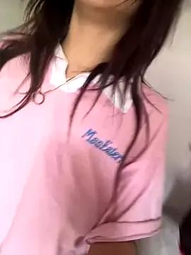 melisabunnny from StripChat is Freechat