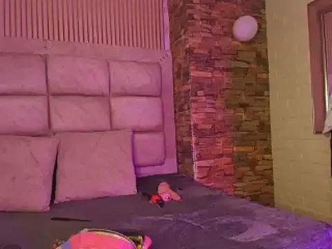 Melissa_golden from StripChat is Freechat