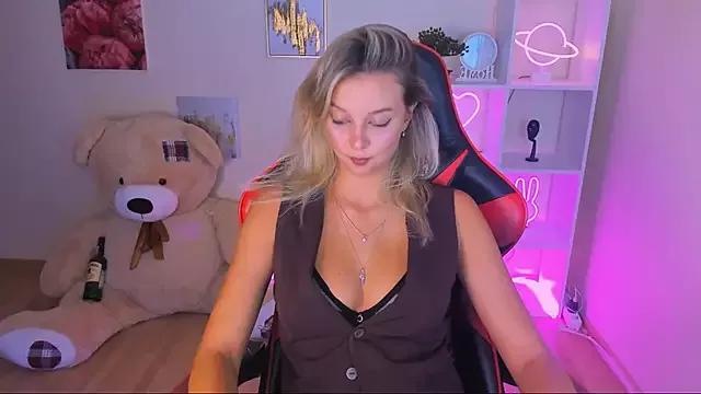 Try the thrill of flirt babes with our cam hosts, featuring unclothed wildness while getting naked and playing with their favored sex toys.