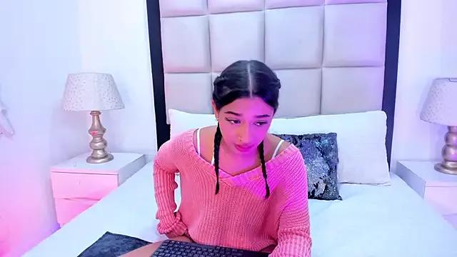 MelodyHanns from StripChat is Freechat