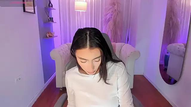 MelodyVega_ from StripChat is Freechat