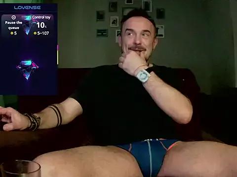 Men_Fun_Dick from StripChat is Freechat