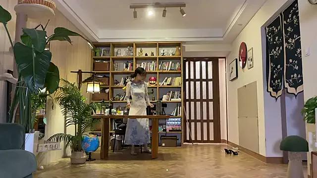 meowLili from StripChat is Freechat