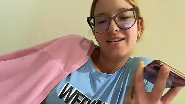 Mermaid-hana from StripChat is Freechat