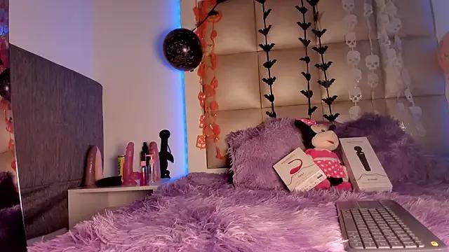 Try the thrill of flirt babes with our cam hosts, featuring unclothed wildness while getting naked and playing with their favored sex toys.