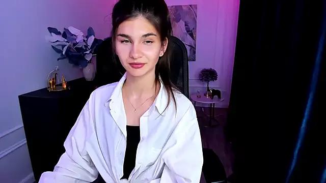 MiaAxel from StripChat is Freechat