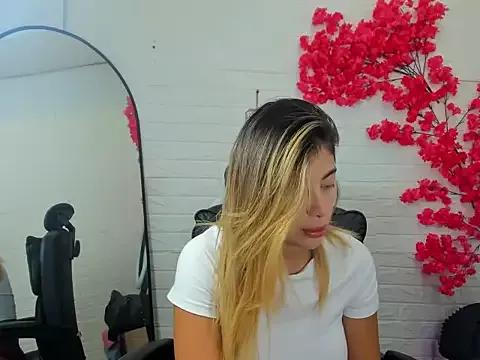 MiaStorm__ from StripChat is Freechat
