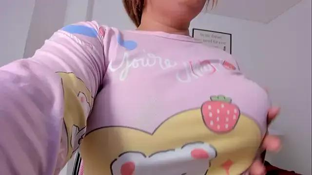 michell_taylor__ from StripChat is Freechat