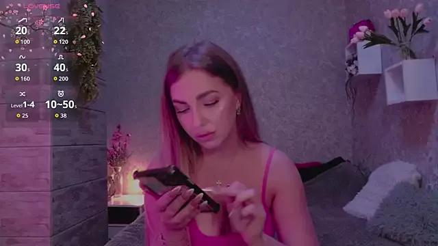 Mika_Rayy from StripChat is Freechat
