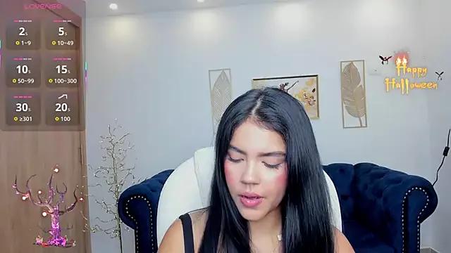 Mila_blaze from StripChat is Freechat