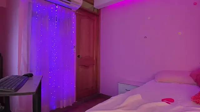 Mila_desire from StripChat is Freechat