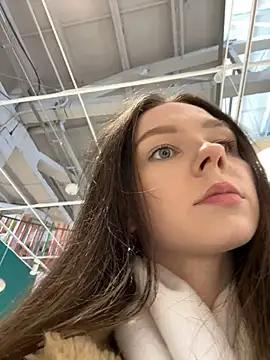Photos of MilaBee from StripChat is Freechat