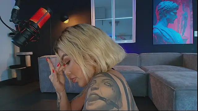 milaivanova from StripChat is Freechat