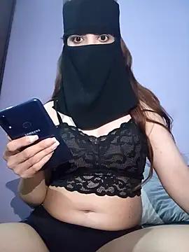 Milan-88 from StripChat is Freechat