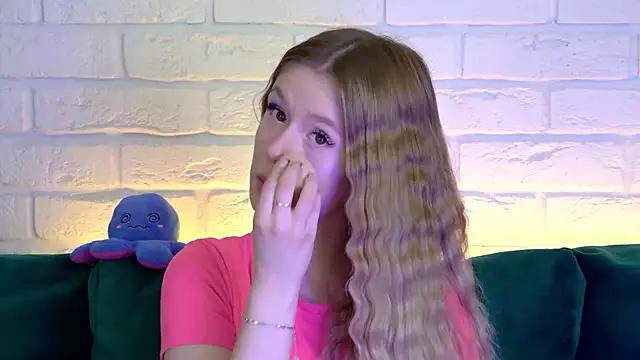 MilanaBalmain from StripChat is Freechat