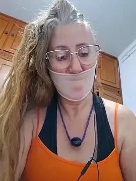 MILEIDE980 webcams show profile image 