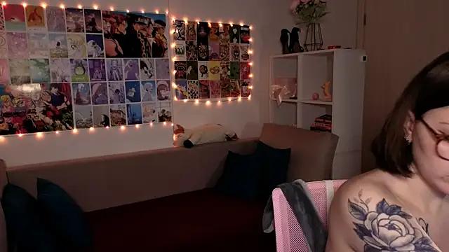 Try the thrill of flirt babes with our cam hosts, featuring unclothed wildness while getting naked and playing with their favored sex toys.