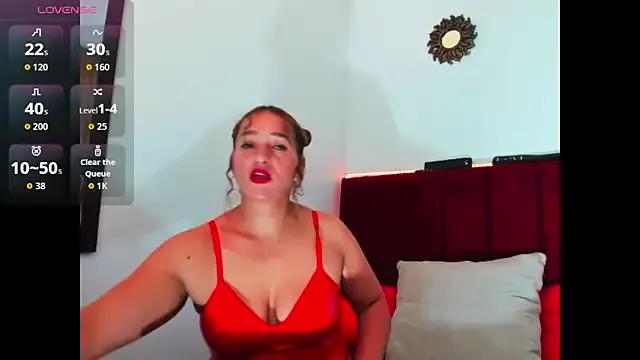 MilfTammyJones from StripChat is Freechat