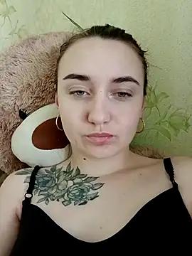 MillaStoun from StripChat