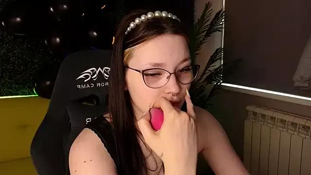 milliedoll from StripChat is Freechat